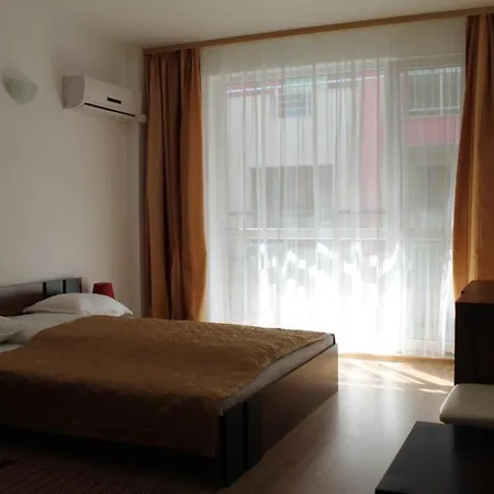 Библиотеката בית הארחה פומורי