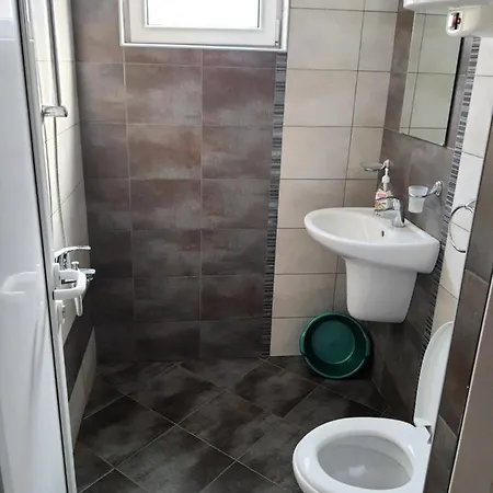Библиотеката בית הארחה